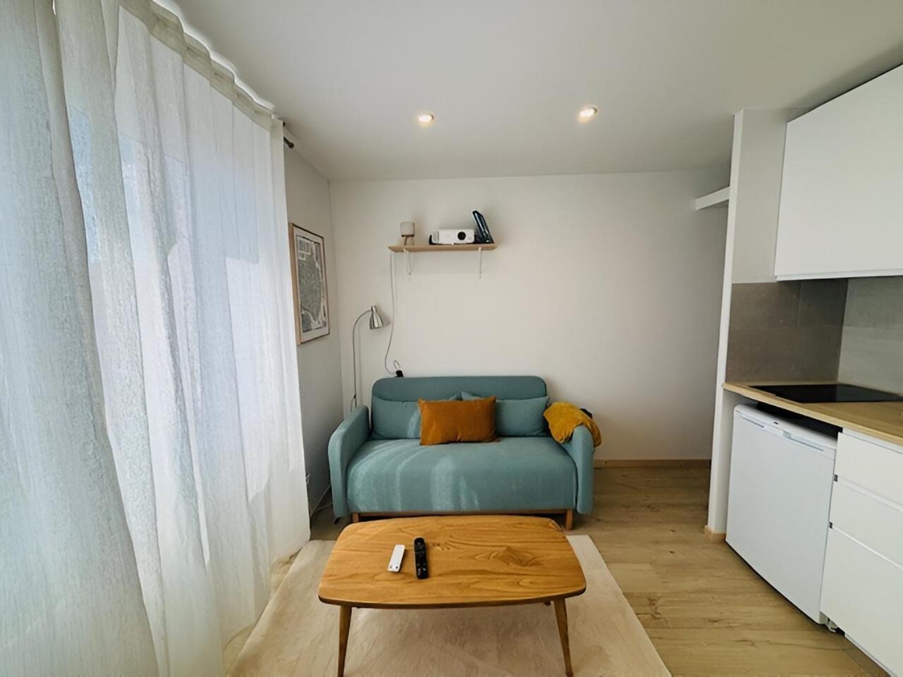 Studio Lumineux, Proche Centre-Ville Et Plages Lorient Exterior photo